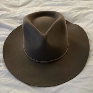 GIGI PIP Zephyr Rancher hat in Sage - NWOT